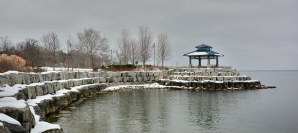 winter at lake ontario mississauga